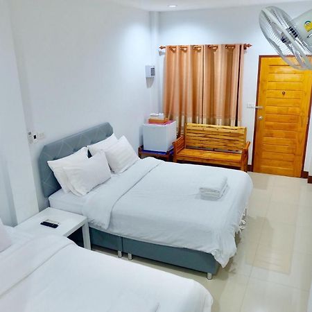 צ'יאנג קאן Baan Krutoom Hotel Chiangkhan מראה חיצוני תמונה