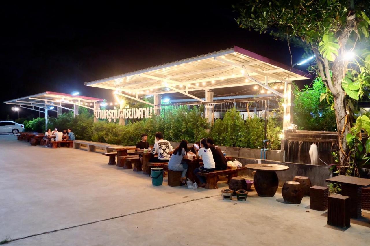 צ'יאנג קאן Baan Krutoom Hotel Chiangkhan מראה חיצוני תמונה