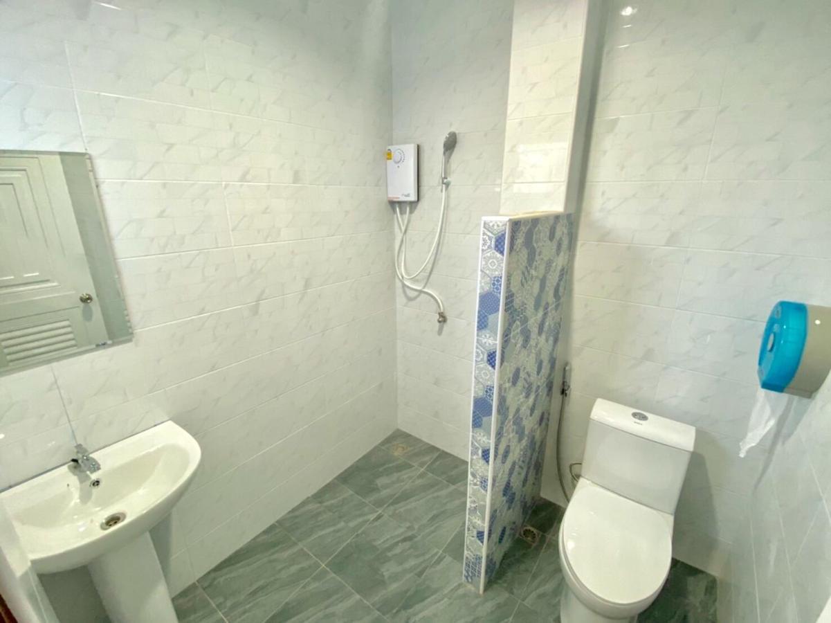 צ'יאנג קאן Baan Krutoom Hotel Chiangkhan מראה חיצוני תמונה